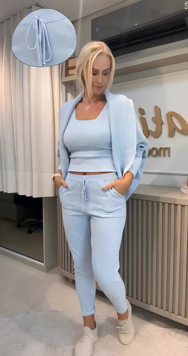 (Compre 1 e Leve 2) - Conjunto Sophia   Casaco + Cropped e Calça