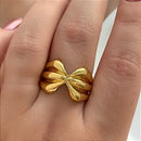 COLAR CORAÇÃO PEDRAS ZIRCÔNIAS FORMATOS FOLHEADO A OURO 18K⭐️