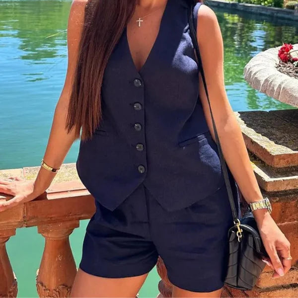 Conjunto Feminino em Alfaiataria - Colete e Shorts no Linho (Compre 1 Leve 2)